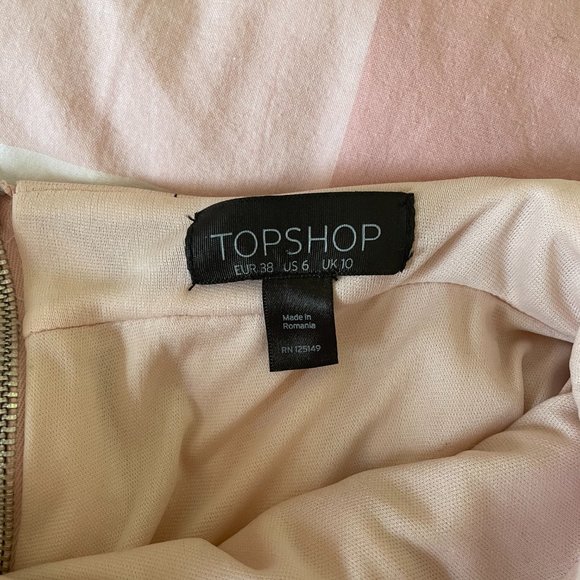 TOPSHOP Pink Heart Cutout Dress Perfect for Summer! - Picture 6 of 6